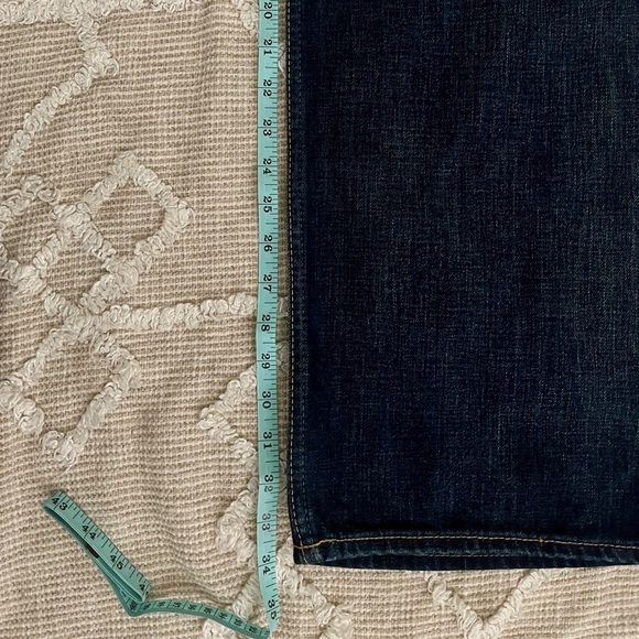 American Eagle Outfitters Men's Relaxed Jeans - Dark Blue button fly - Picture 5 of 5